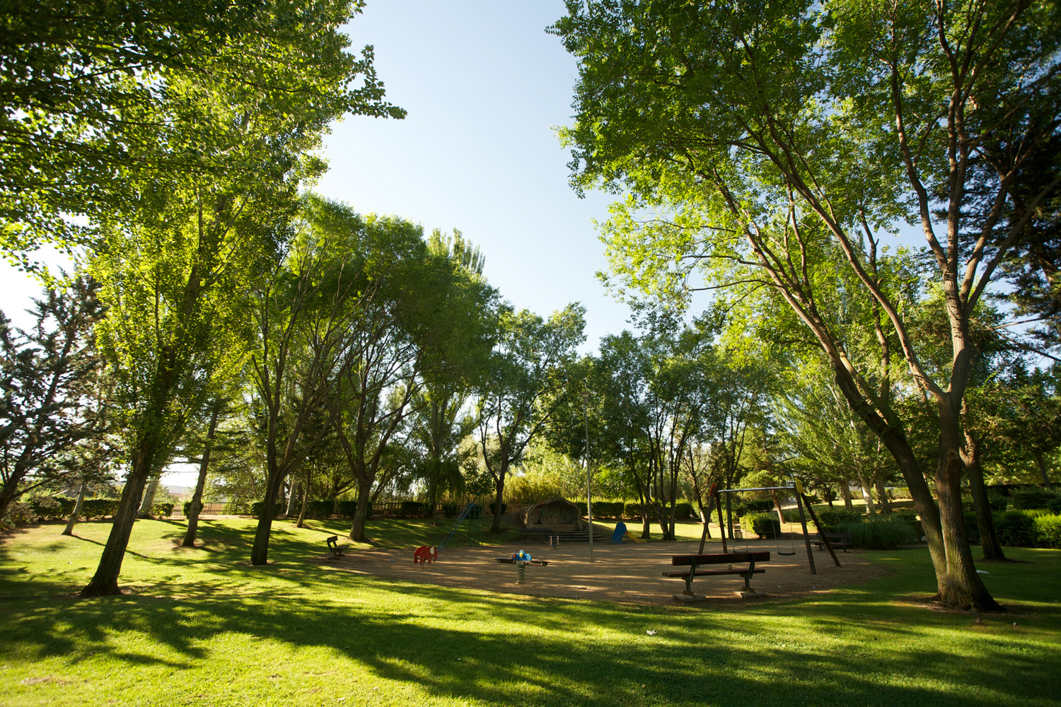 Benefícios de Morar em Apartamentos Próximos a Parques e Áreas Verdes