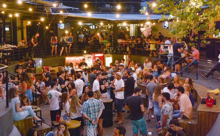 Como a Proximidade a Restaurantes e Bares Influencia na Escolha do Imóvel